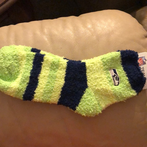 Seattle Seahawks NFL socks - Picture 4 of 4